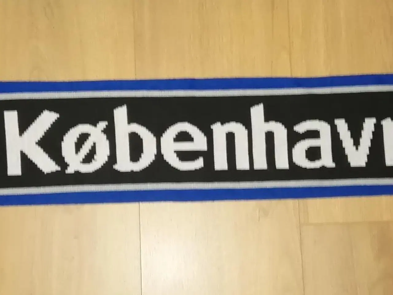Billede 1 - NYT F.C. KØBENHAVN CHL HALSTØRKLÆDE, 150 CM