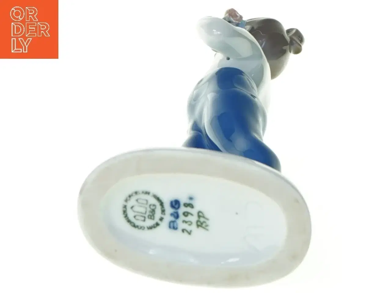 Billede 2 - PIGE MED BAMSE, BING & GRØNDAHL NR. 2398 fra Bing Og Grøndahl (str. 16 x 8 x 5 cm)