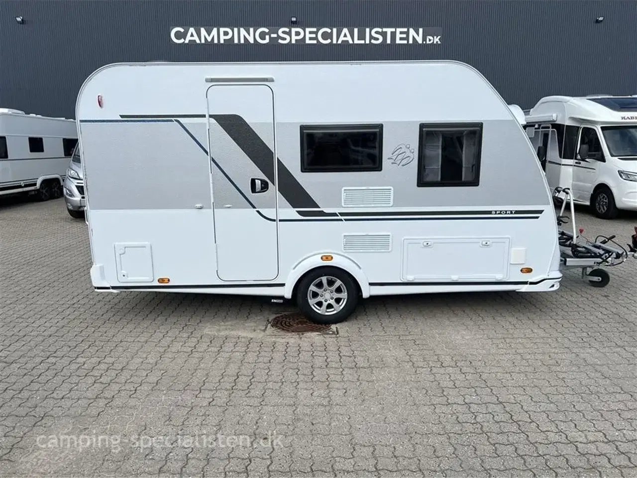 Billede 1 - 2022 - Knaus Sport 400 QD    Knaus Sport 400 QD med en del udstyr model 2022  - Se den hos Camping-Specialisten.dk
