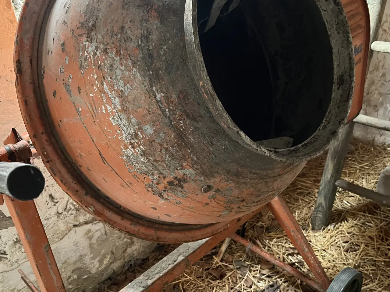 Billede 2 - Lescha betonblander 140 liter.  