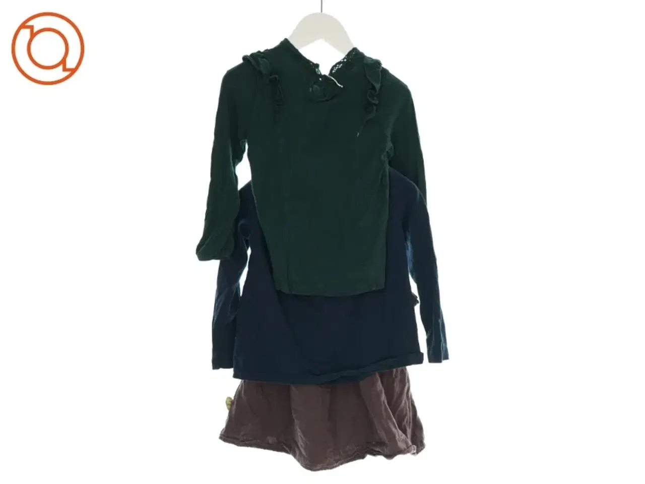 Billede 2 - To bluser og en t-shirt fra Pomp de Lux (Str. 104/98)