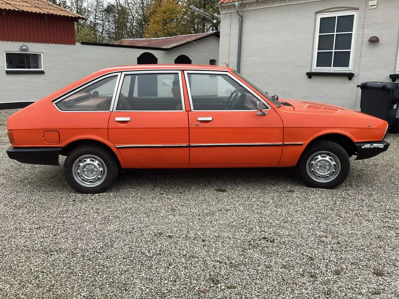 Billede 7 - Simca 1307 S/GLS 5 dørs med 8 års syn.