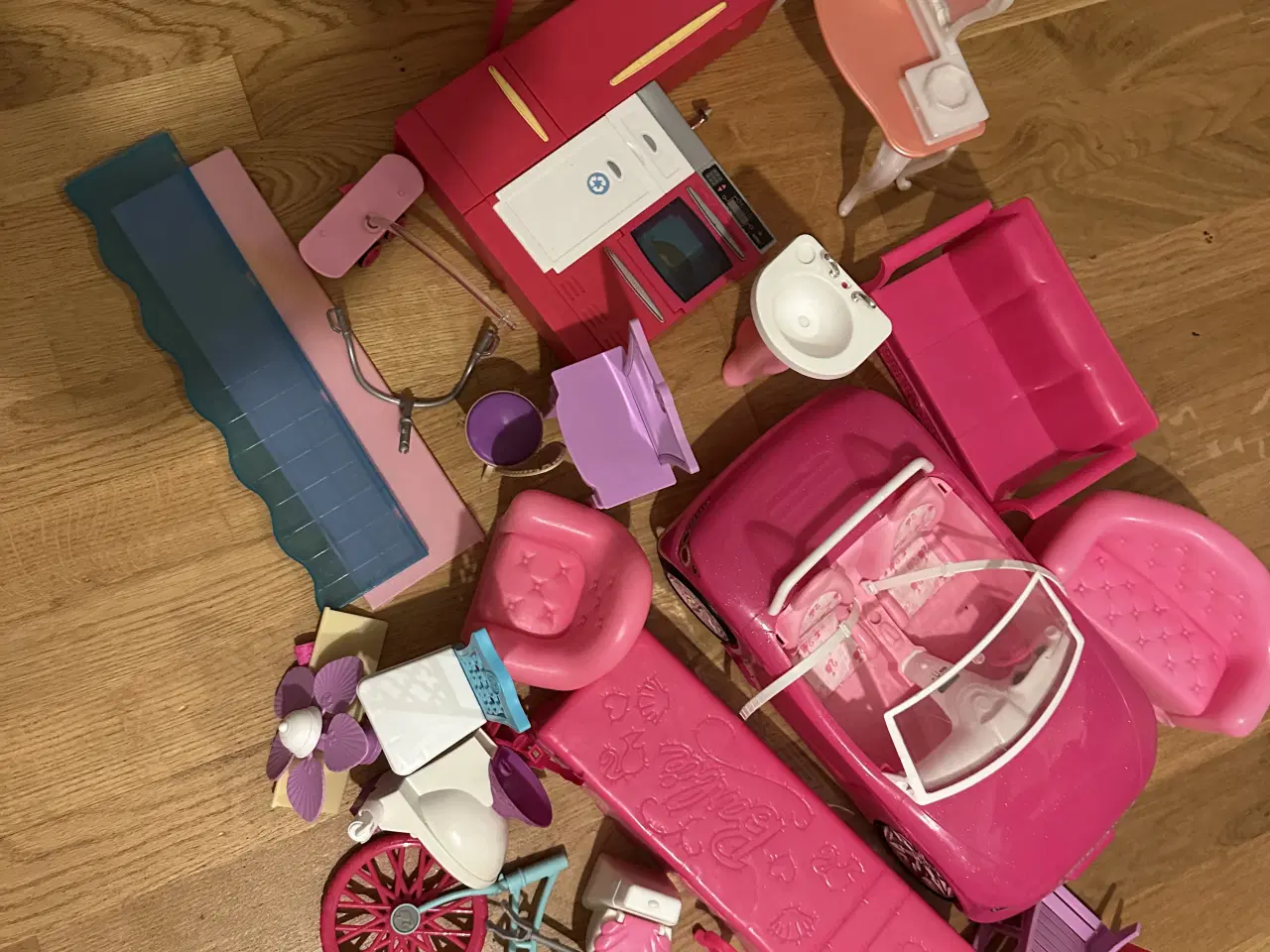 Billede 2 - Barbie dukker