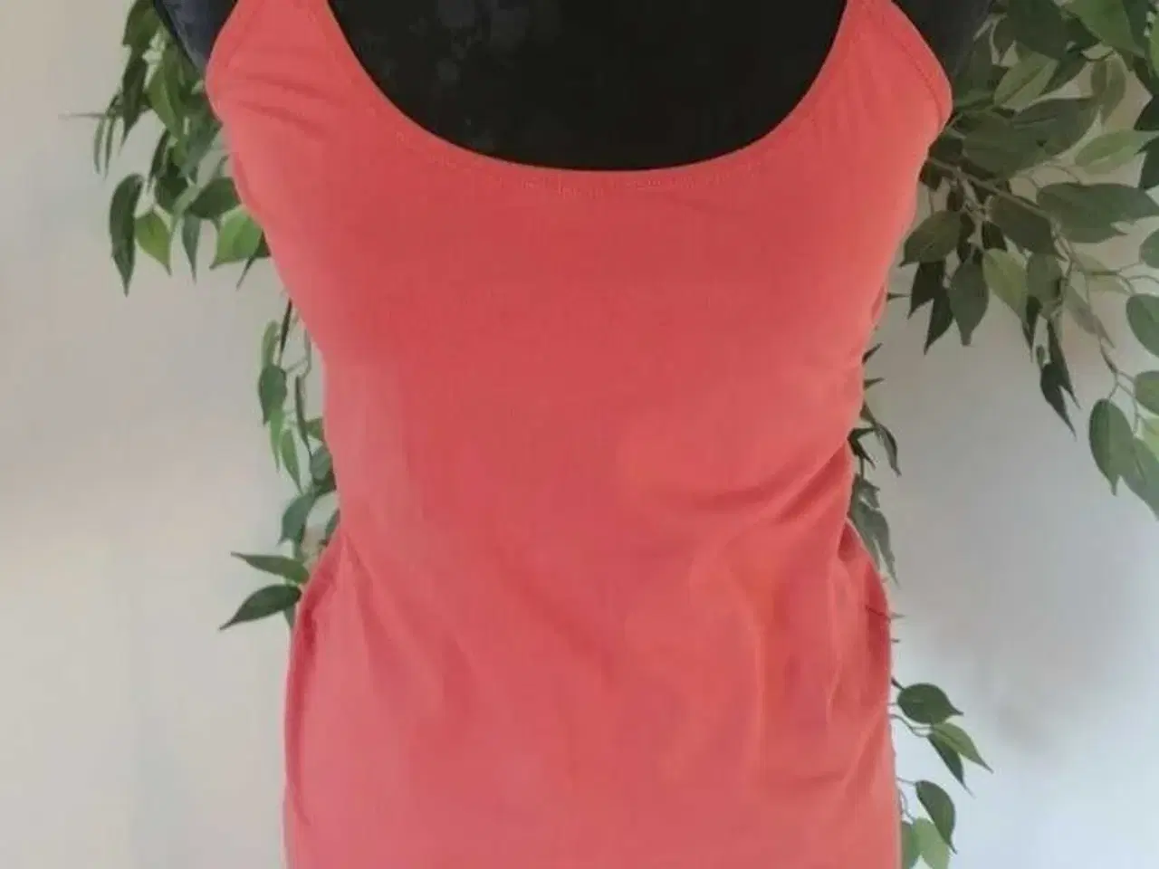 Billede 1 - Top. Vero Moda. Large/40