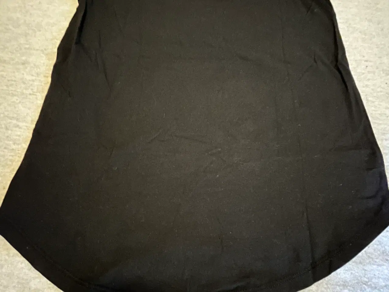 Billede 2 - T-shirt fra GinaTricot