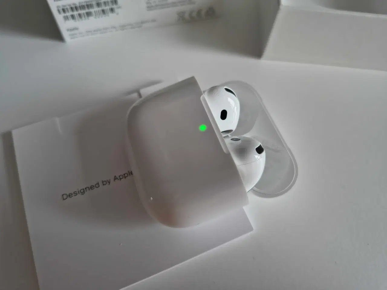 Billede 2 - Helt nye Apple AirPods 4