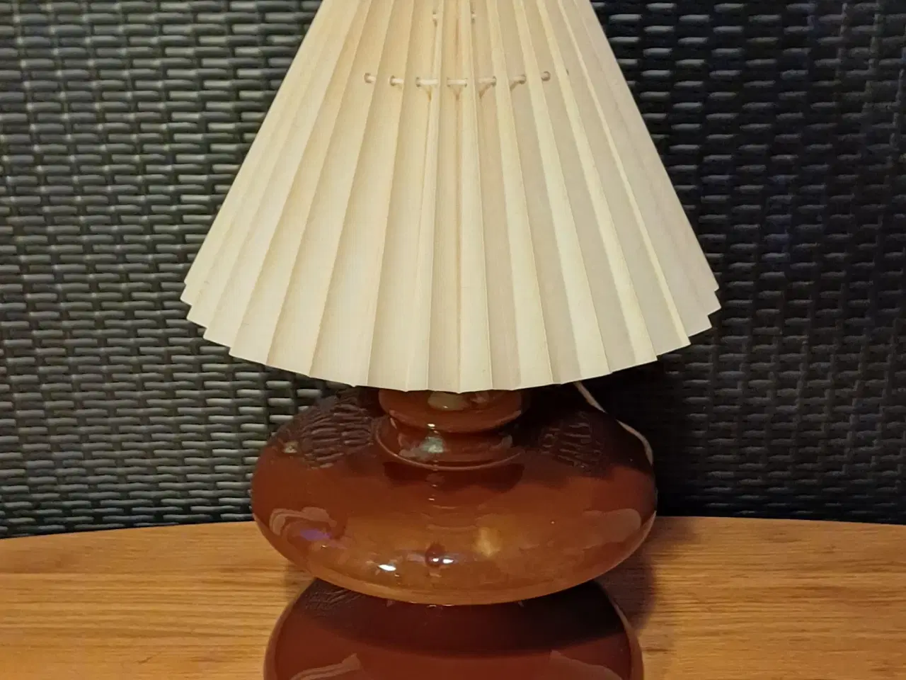 Billede 9 - Retro brun porcelæns bordlampe. Gammel isolator