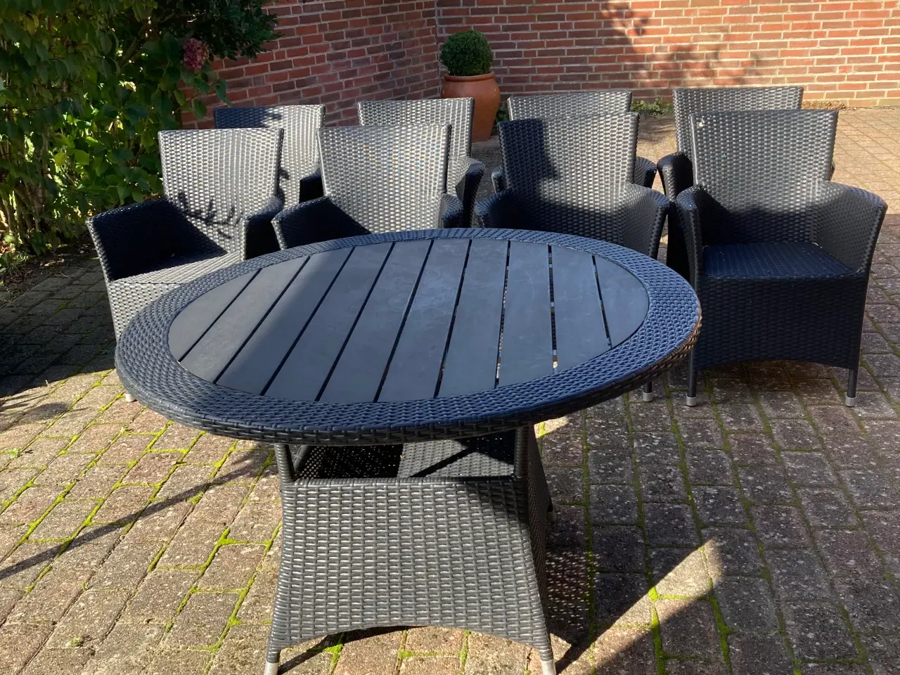 Billede 1 - Havemøbelsæt Rattan Rundt Bord med 8 Stole Sort 