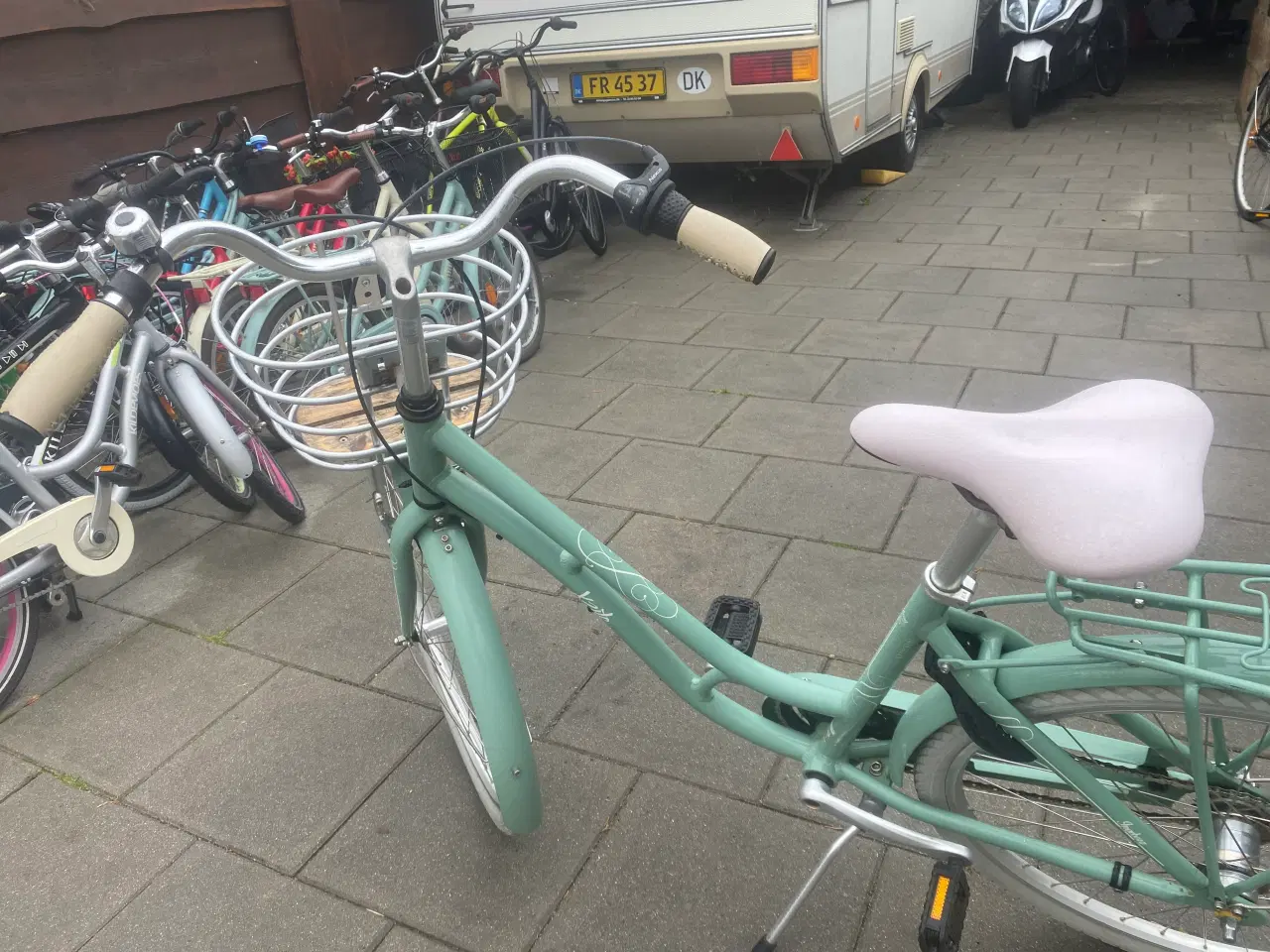Billede 10 - købt til 3499 kr 26 tommer lækker model 