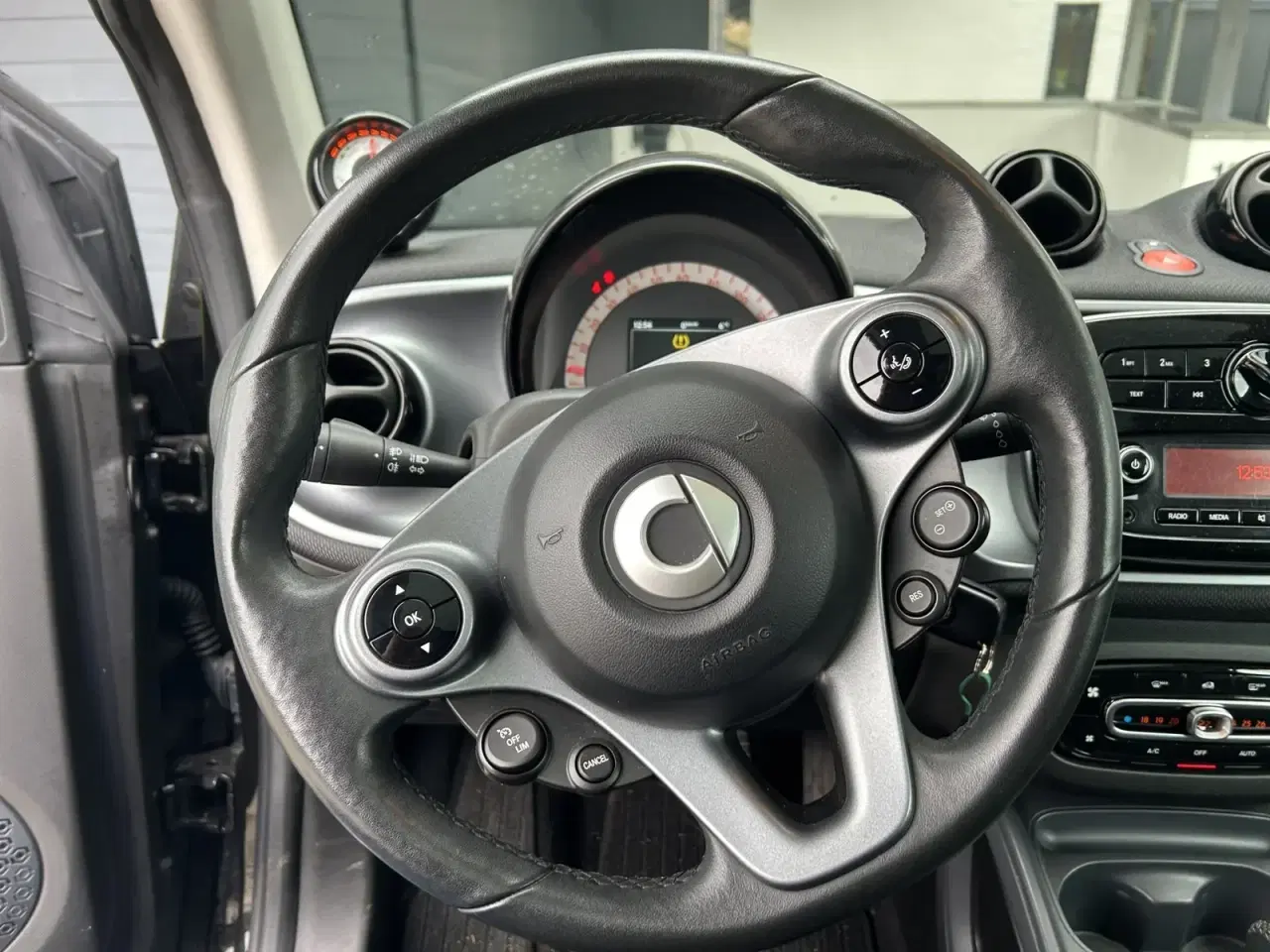 Billede 11 - Smart Fortwo EQ