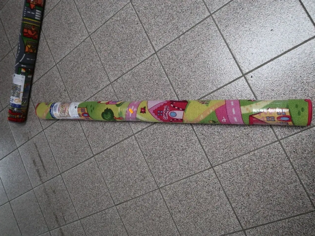 Billede 1 - Legetæppe REBEL ROADS