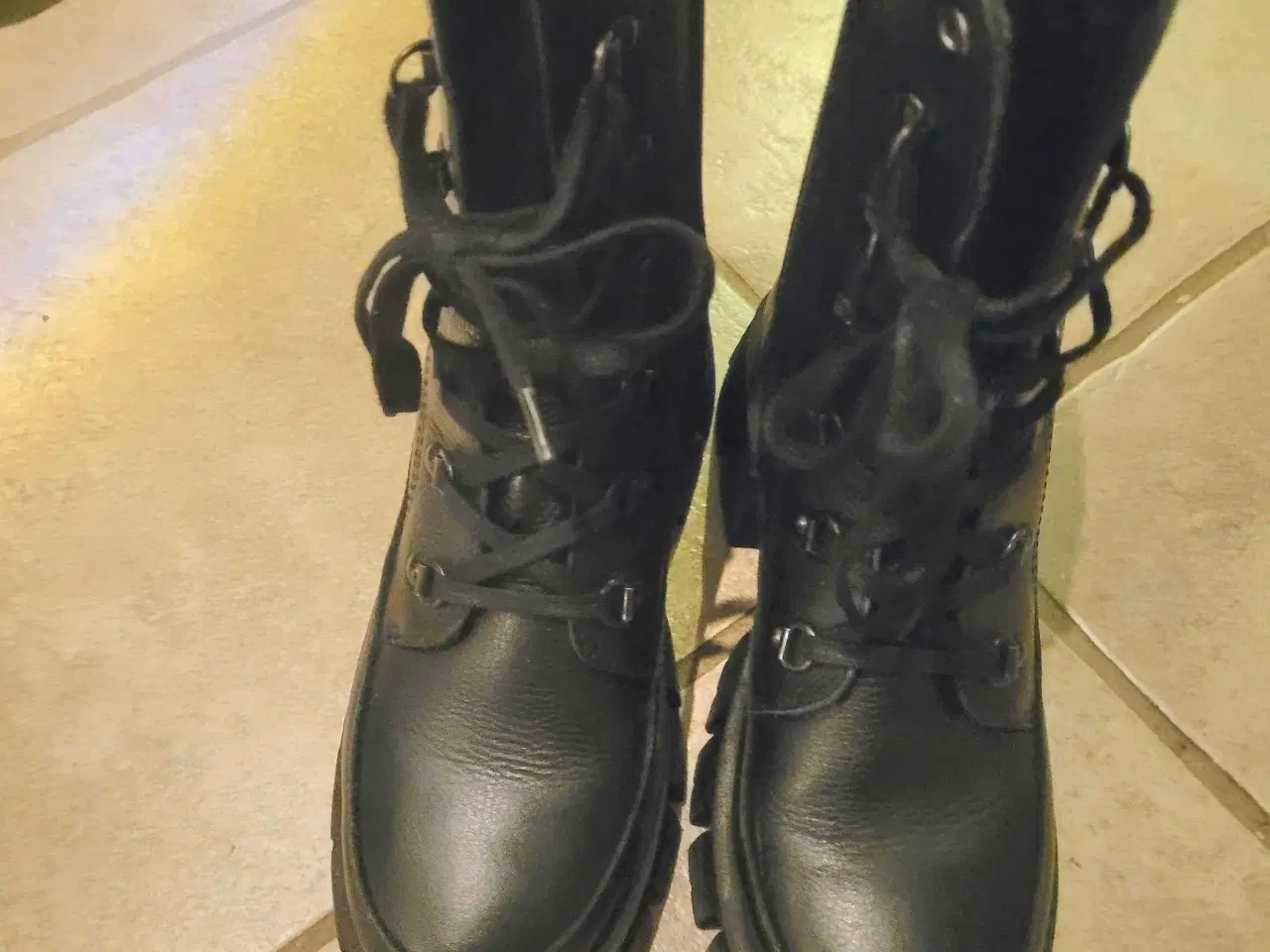 Billede 5 - Verdens lækreste Buffalo luksus støvle Escape Lace