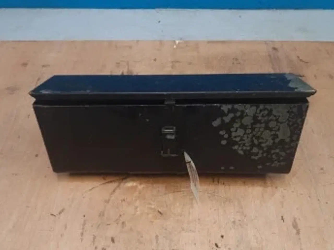 Billede 11 - Ford 6640 Værkktøjkasse F0NN17005AA11M