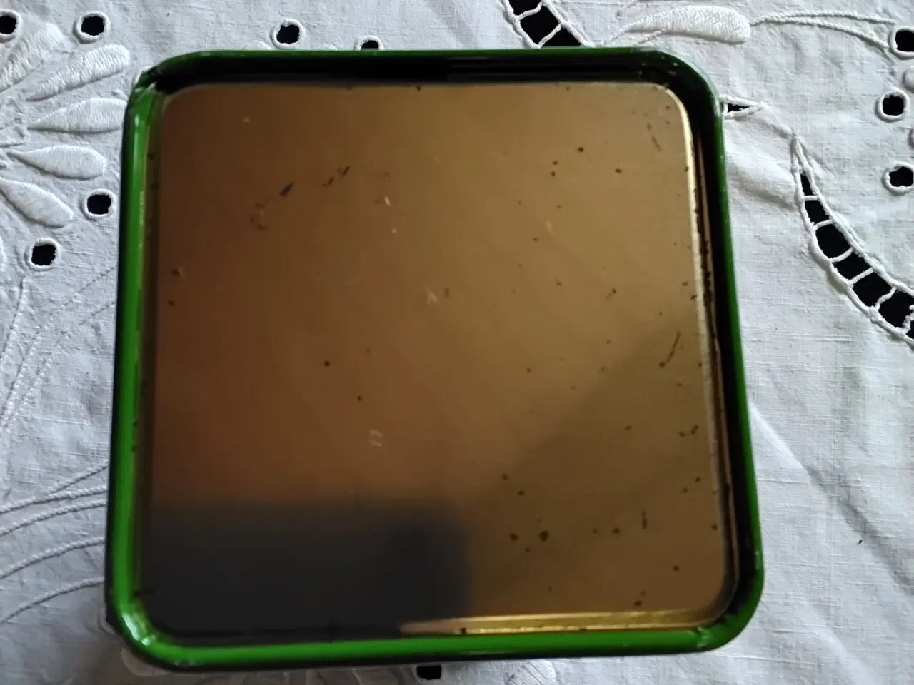 Billede 6 - Metal tedåse /kaffe med 4 smukke motiver -vintage 