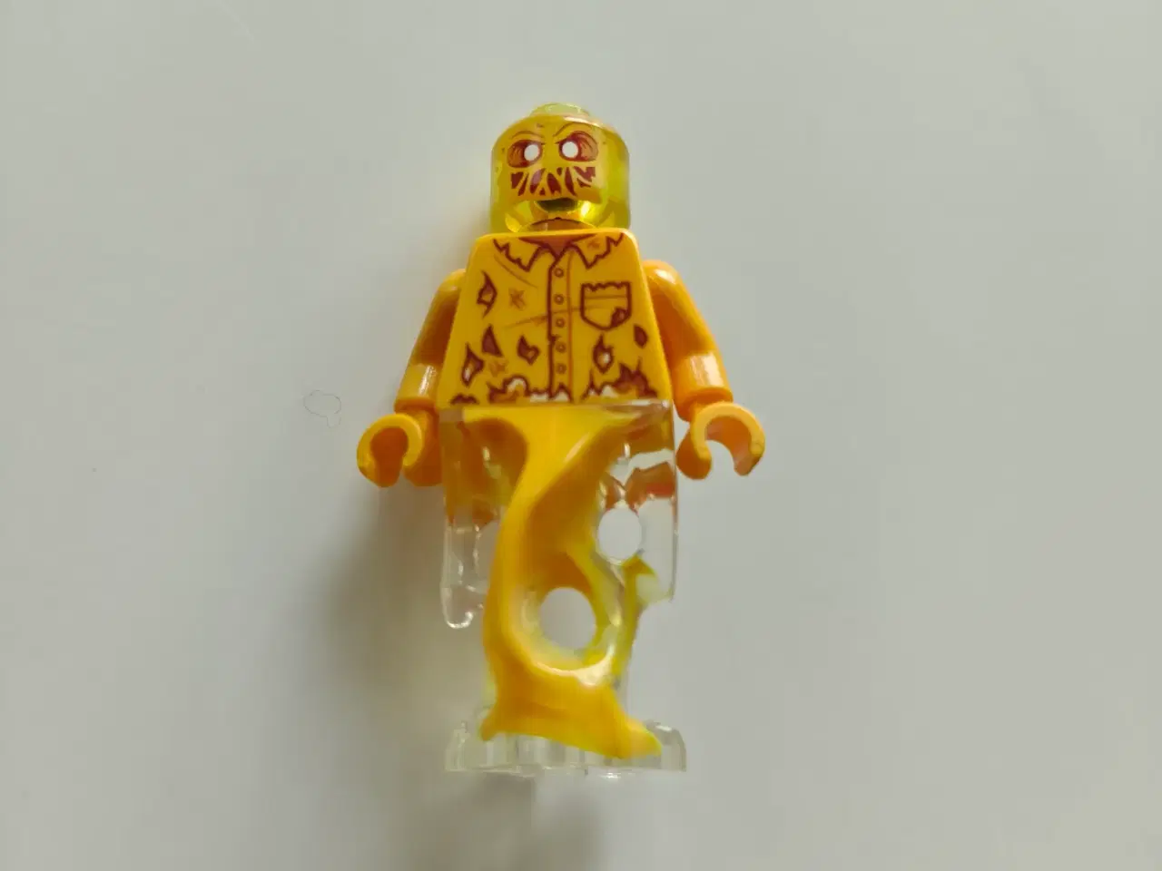 Billede 1 - Ældre Lego figur