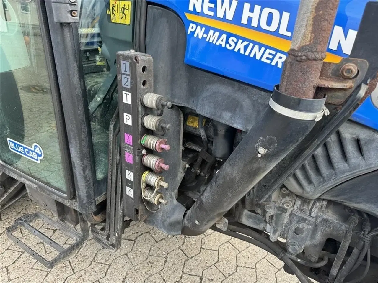 Billede 8 - New Holland T4.100F smalsporstraktor