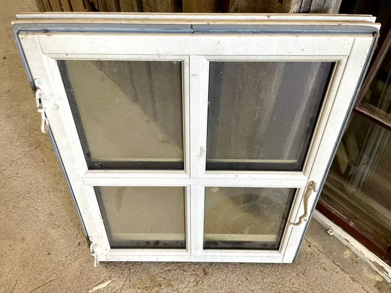Billede 3 - 4-ruders vinduesramme med termoglas