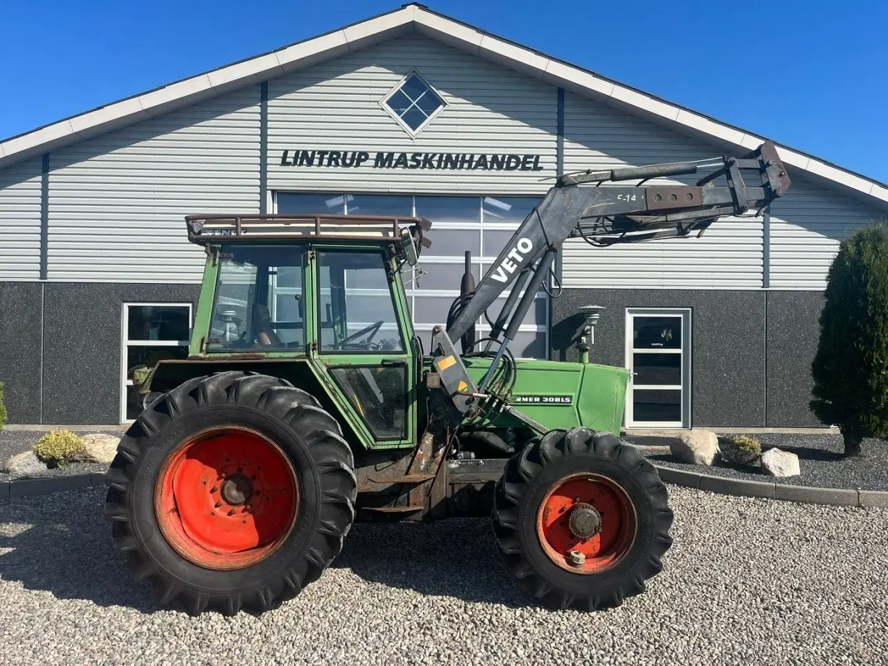 Billede 7 - Fendt 308 LS Farmer Turbomatik med frontlæsser og skovinddækning