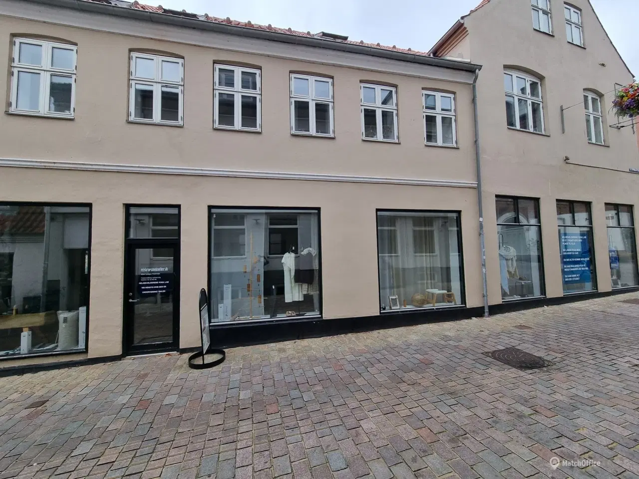 Billede 14 - Stort erhvervslejemål i attraktiv hjørneejendom i Viborg Centrum