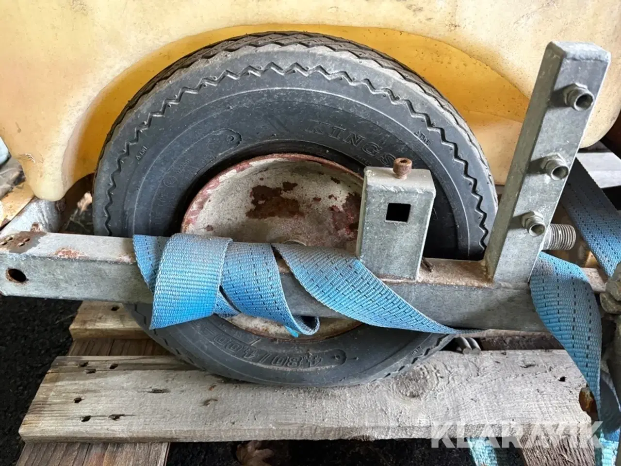 Billede 8 - Benzindrevet Marksprøjte 100 Liter 1 styk