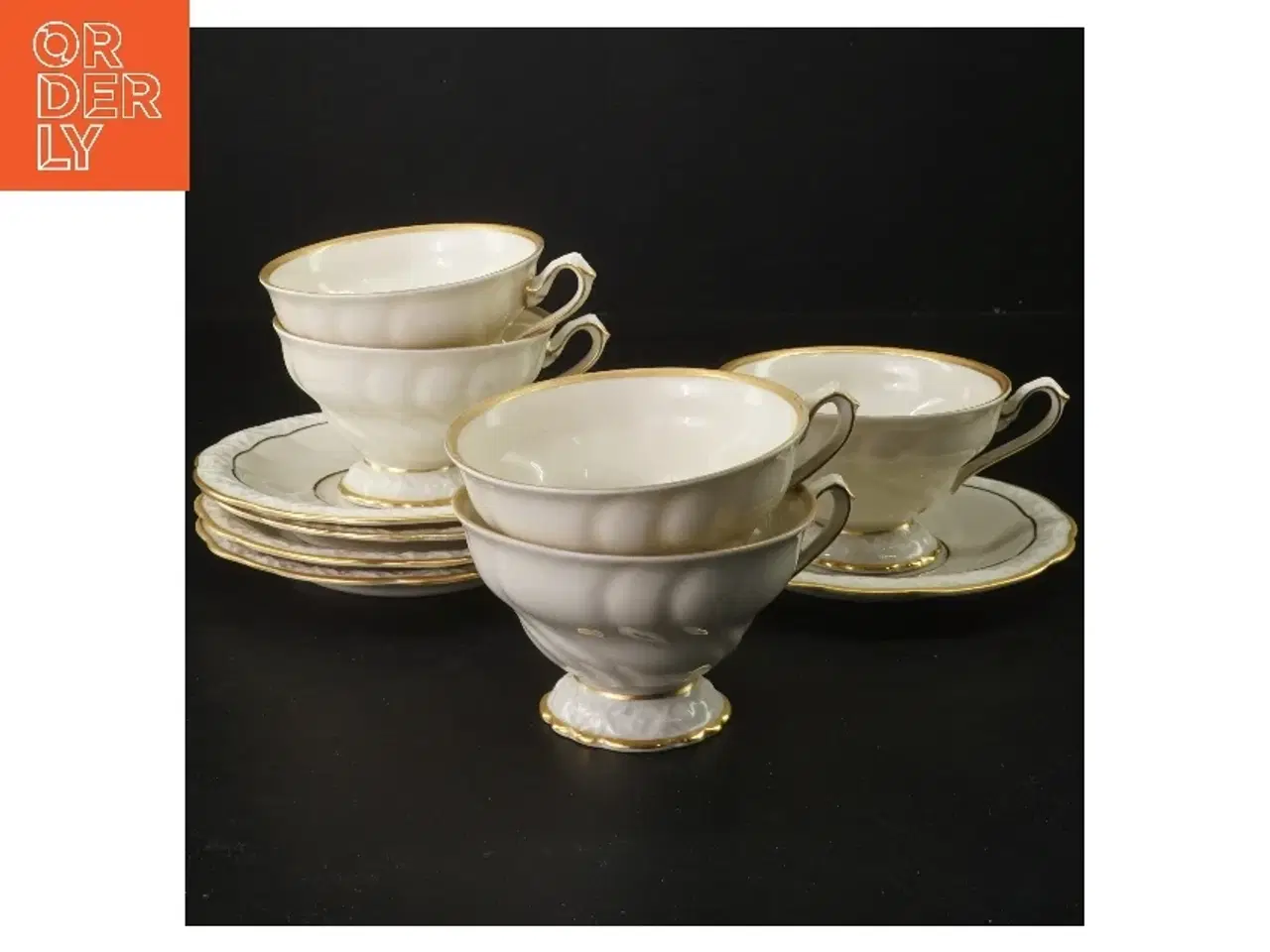 Billede 1 - Edelweiß porcelænskop og underkop med guldkant (str. 5 stk Ø 9,5 & 14 cm)