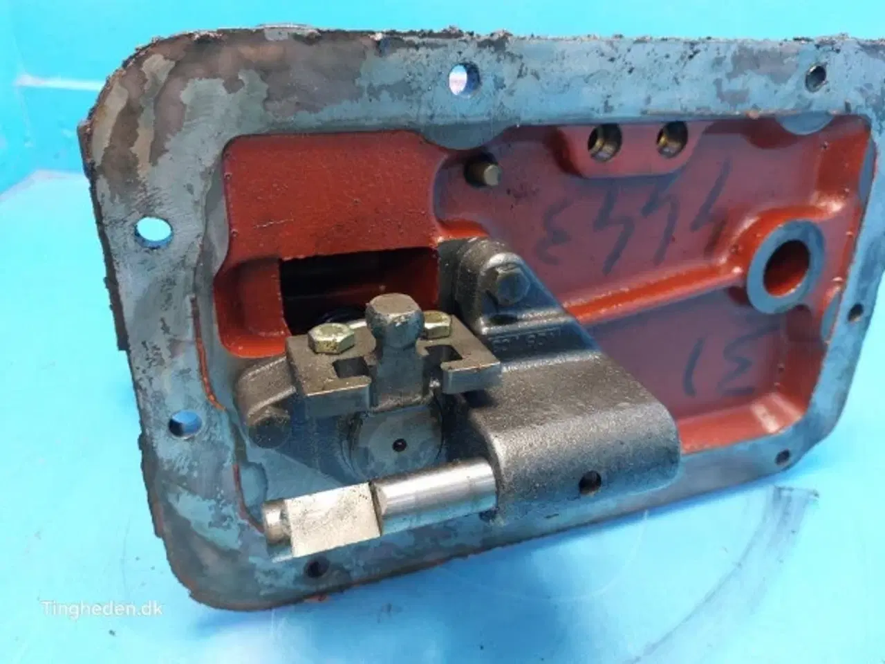 Billede 2 - Massey Ferguson 6465 Dæksel 3795125M12