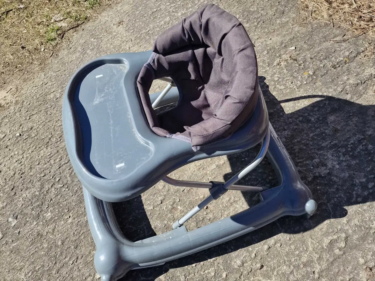 Billede 1 - Gåstol til barn