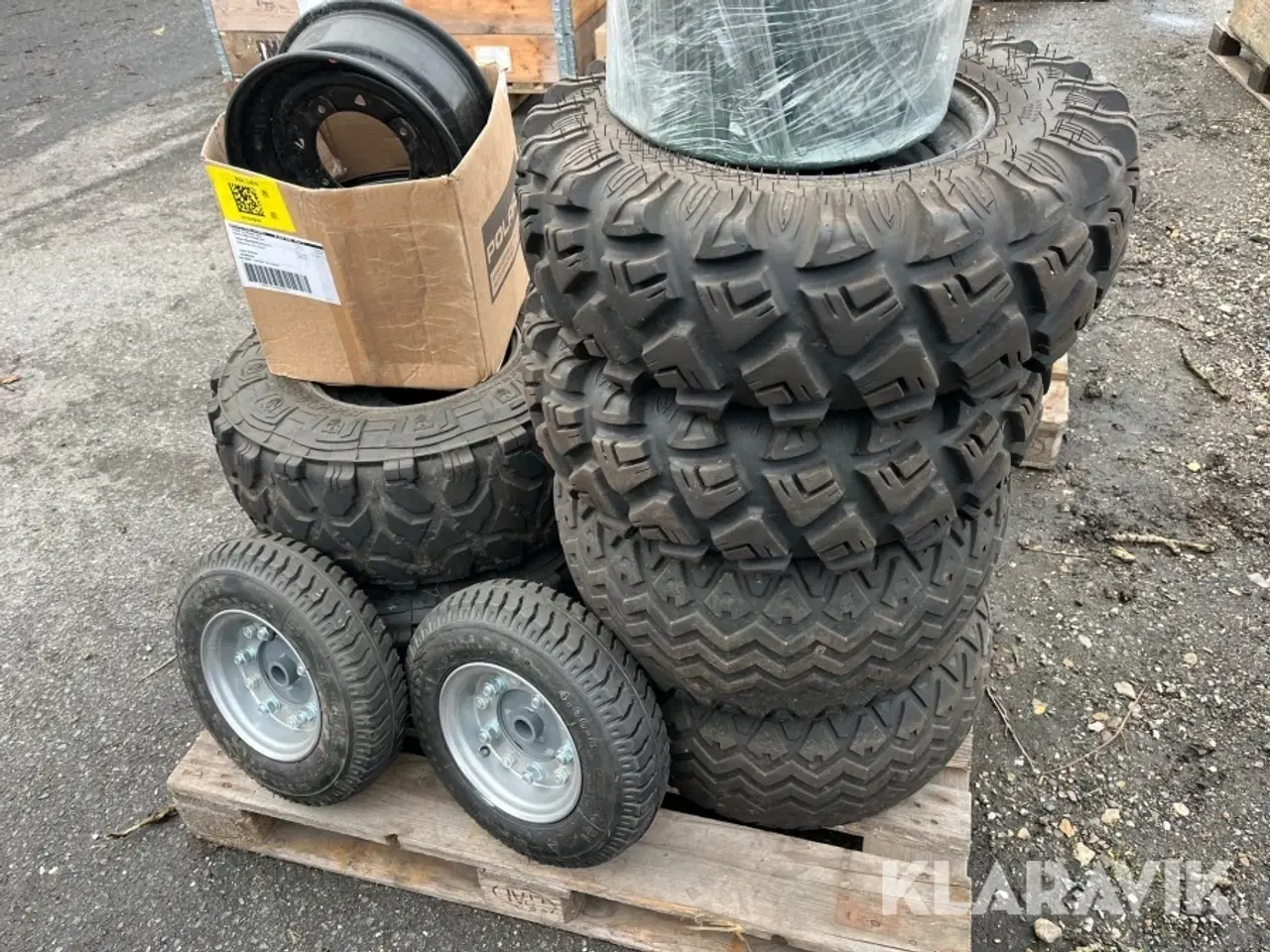 Billede 2 - Blandet dæk Polaris 8 styk