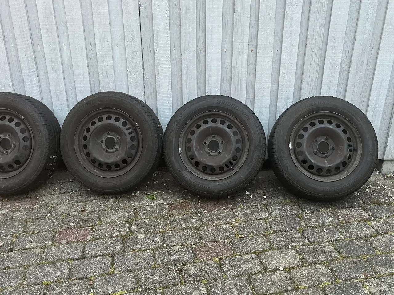 Billede 1 - Helårsdæk 16” 215/60/R16 