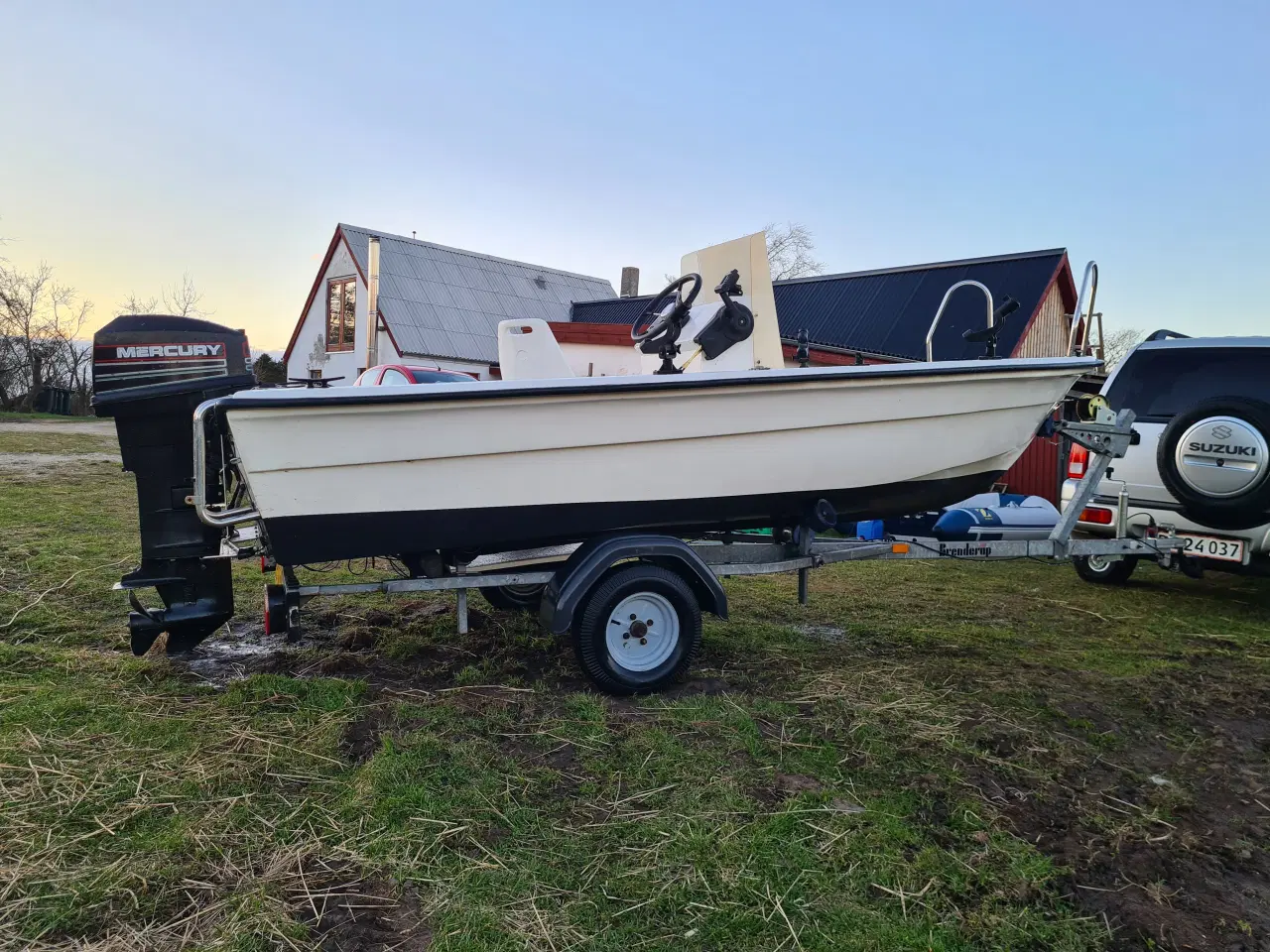 Billede 8 - Styrepultbåd med Nysynet trailer og 25HK Mercury 