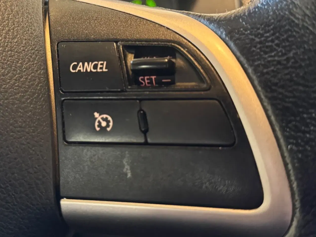 Billede 16 - Mitsubishi Space Star 1,2 Black & White