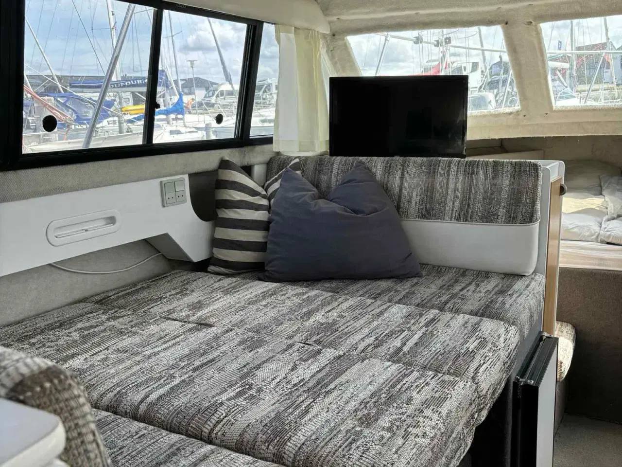 Billede 11 - Bayliner 2858 Classic Fly, diesel Volvo Penta, 