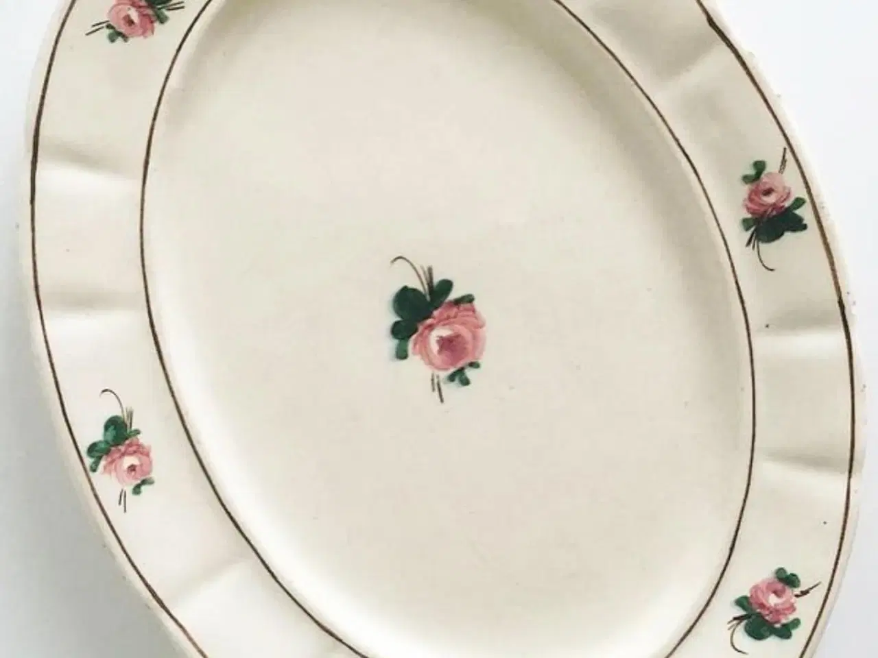 Billede 2 - Fajancefad, creme med roser, NB