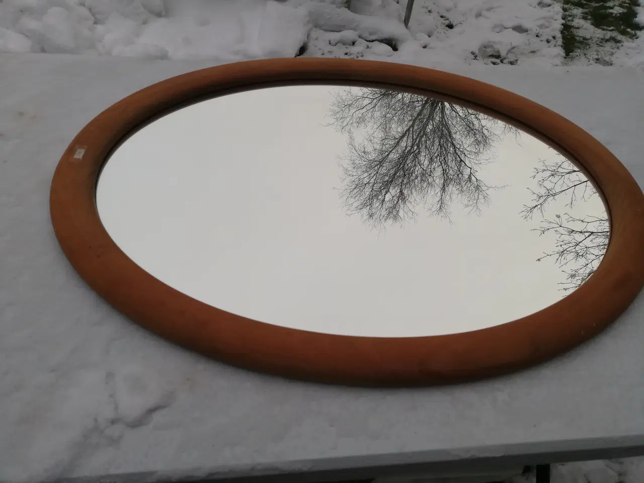 Billede 1 - Stort ovalt spejl med ramme 