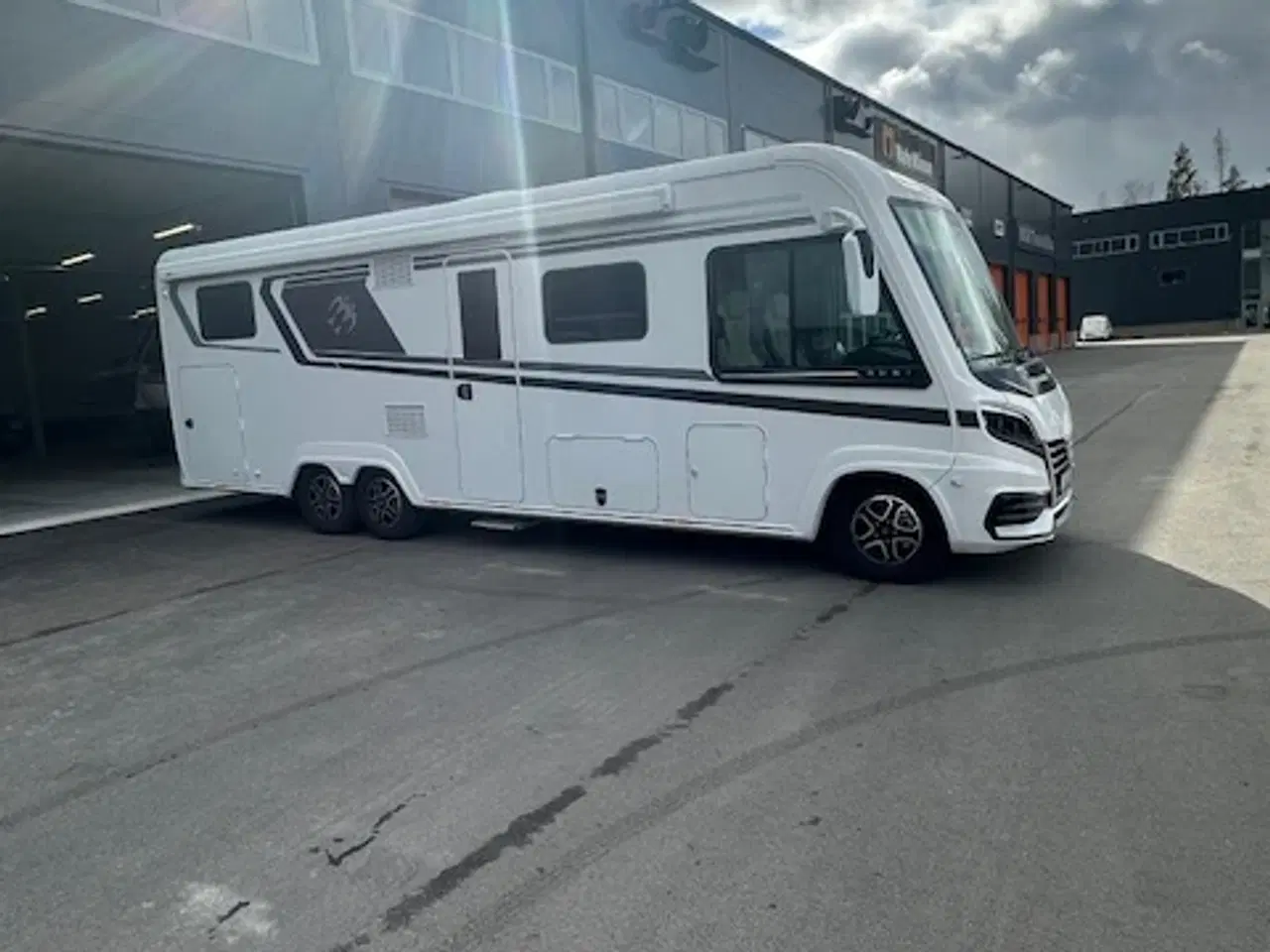 Billede 2 - Knaus 900 LEG Sun