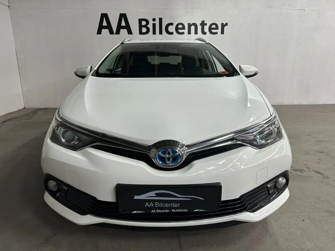 Billede 2 - Toyota Auris 1,8 Hybrid H2 Comfort Touring Sports CVT