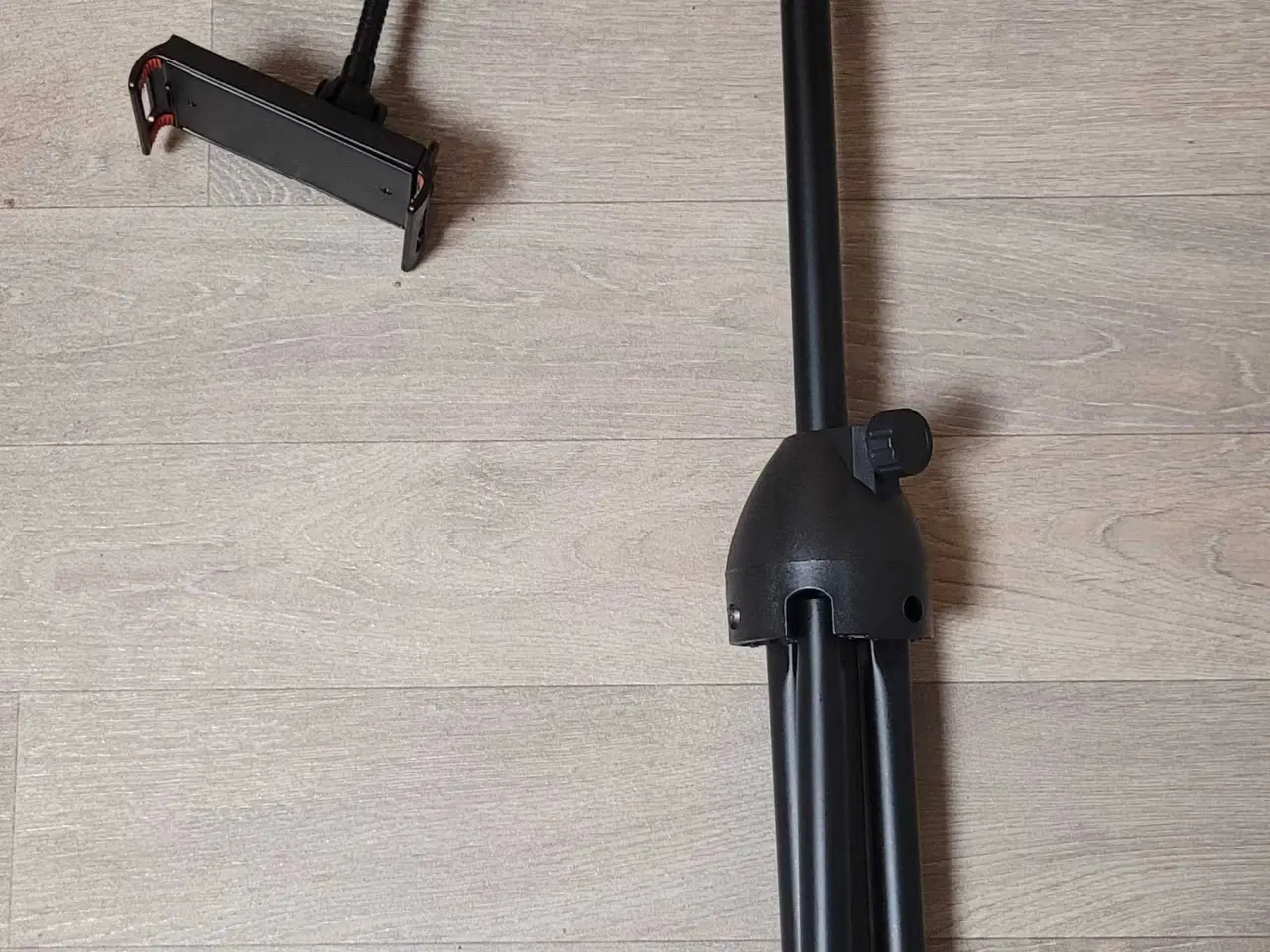Billede 1 - Mobil/tablet holder stativ