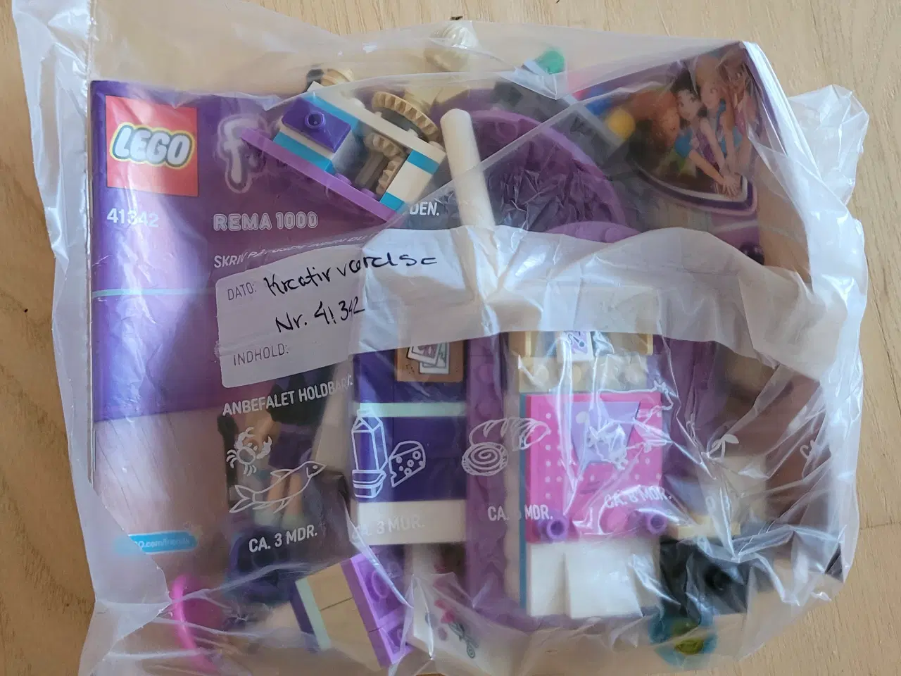 Billede 2 - Lego Friends, 41342 - Emmas luksusværelse 