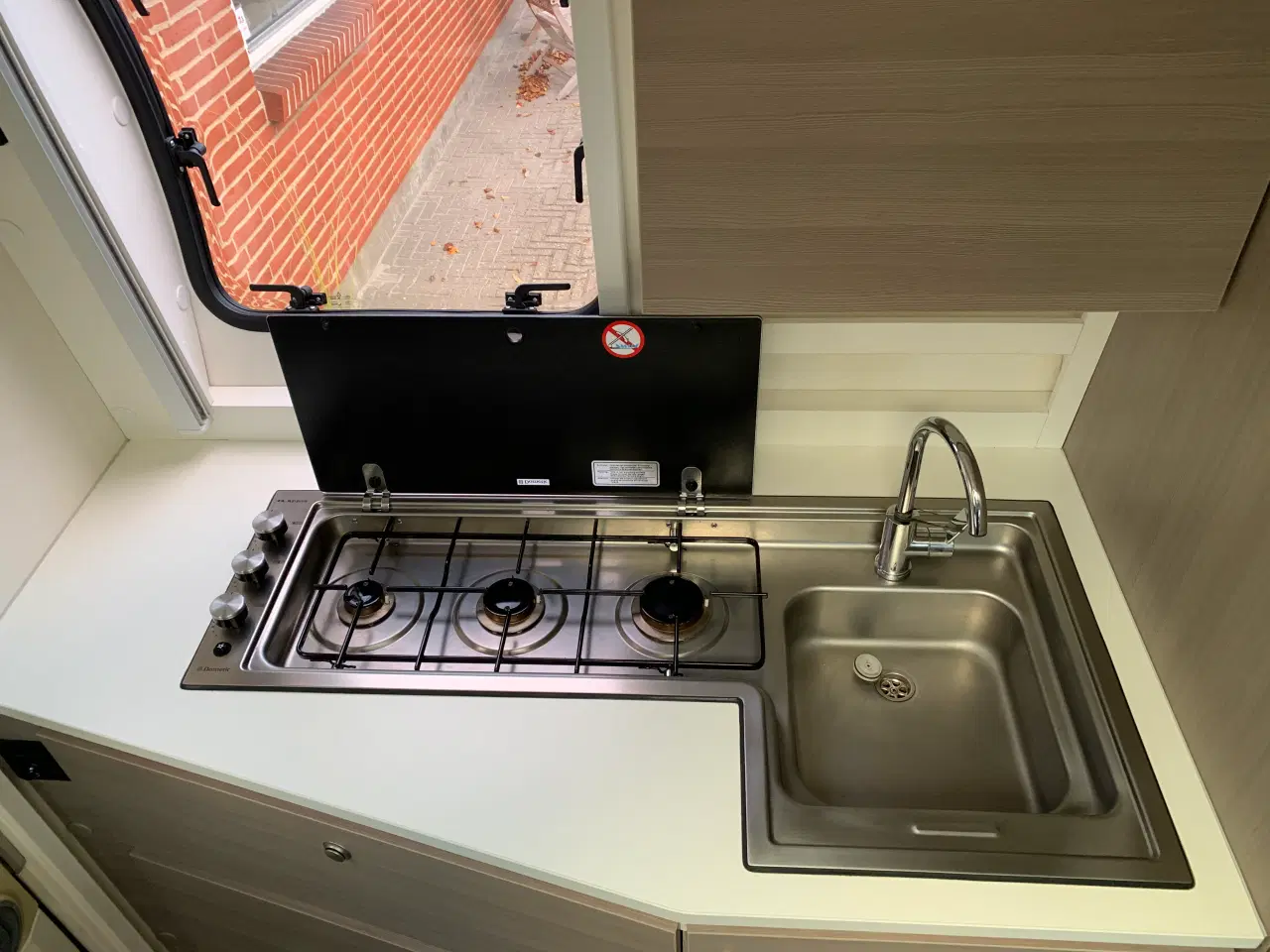 Billede 11 - Campingvogn – Adria Action 361 LH fra 2016