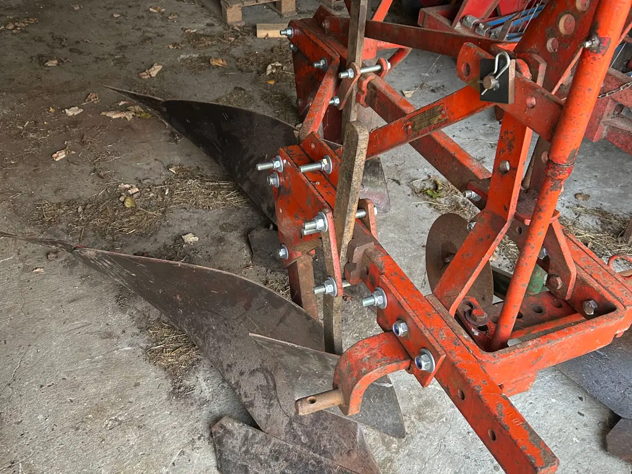 Billede 1 - Plov 2 furet. 