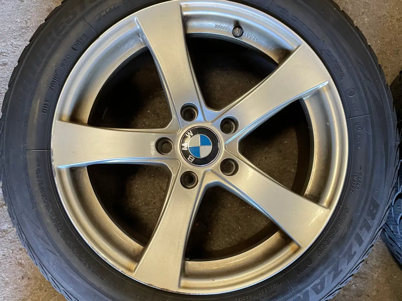 Billede 3 - 17 Bmw 5 serie 225/55/17 Ref.M4 vinter