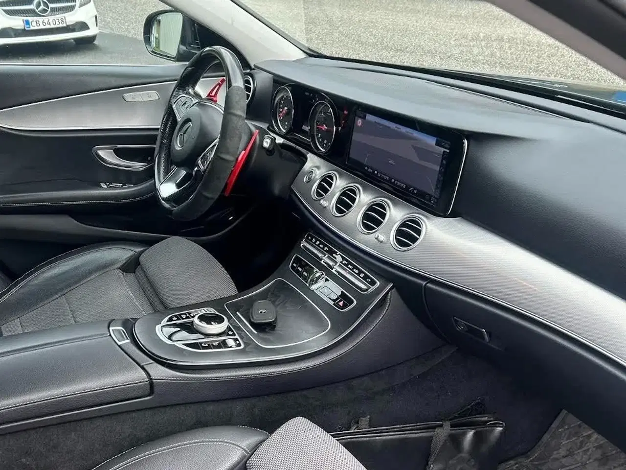 Billede 12 - Mercedes E220 d 2,0 AMG Line stc. aut.