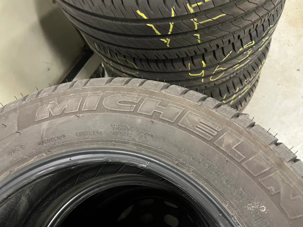 Billede 1 - Michelin Varevogns afmonteringsdæk