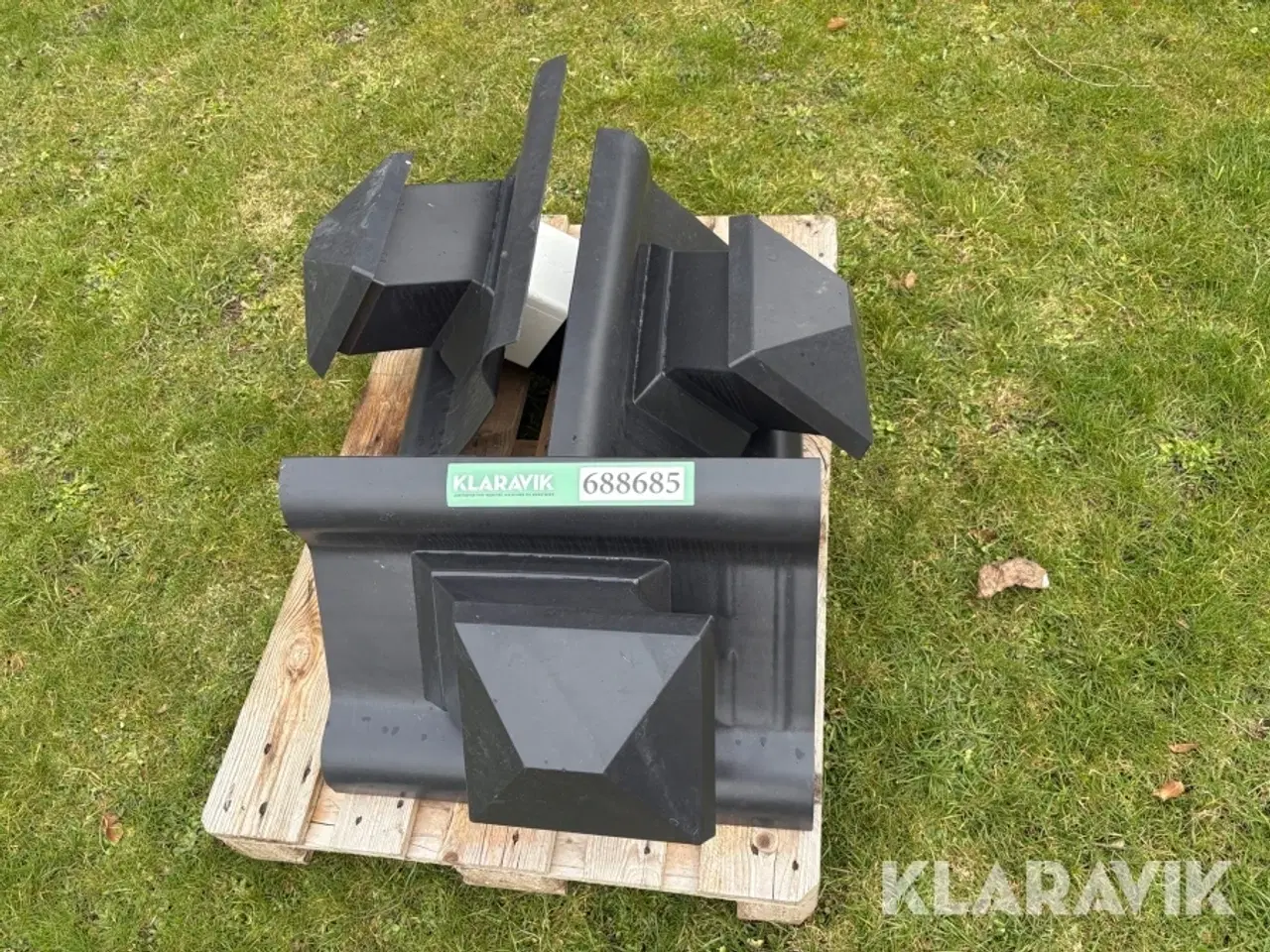 Billede 2 - Udluft taghætter- 3 styk