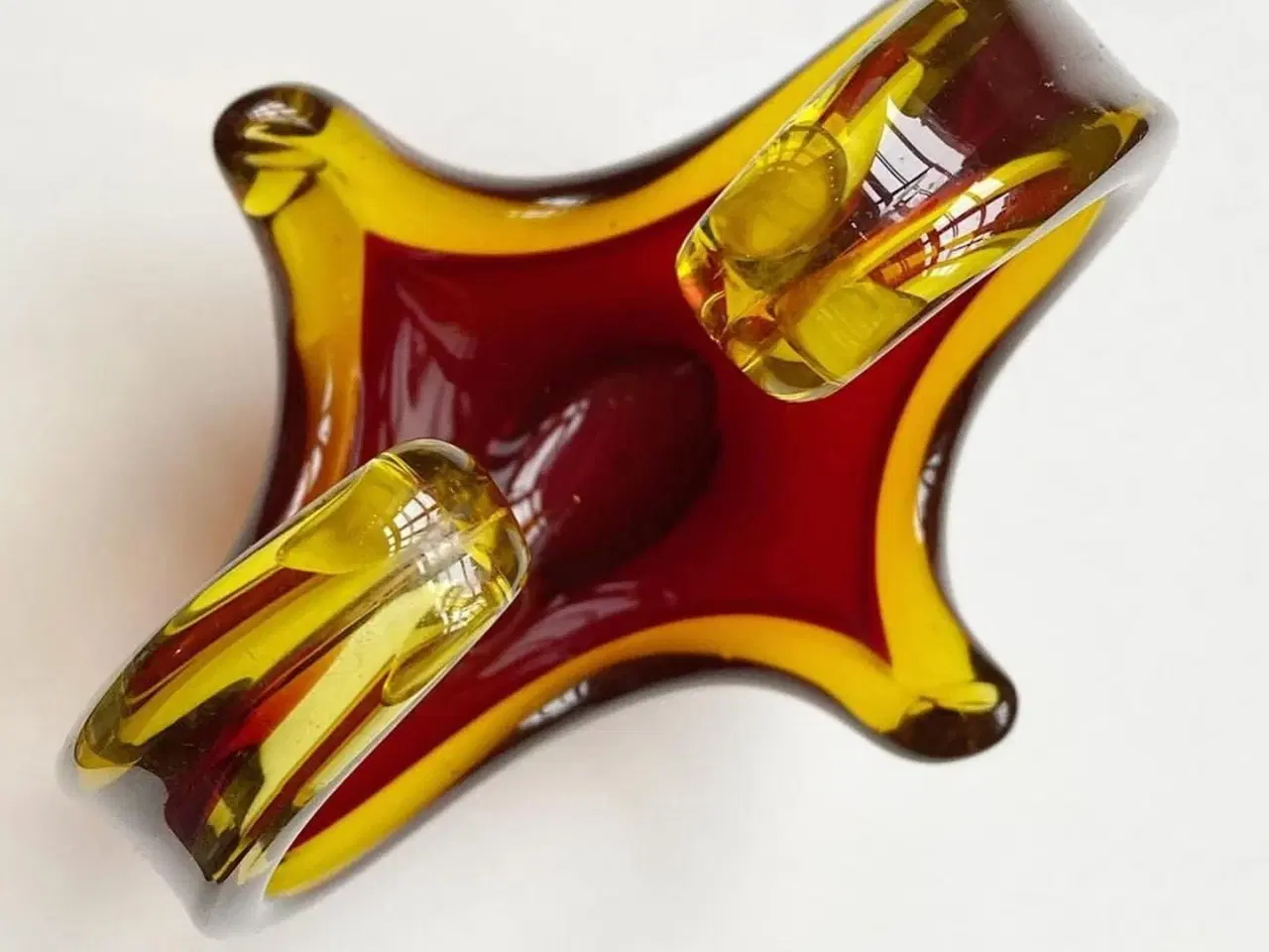 Billede 5 - Flammeskål, rød m gul kant, høj