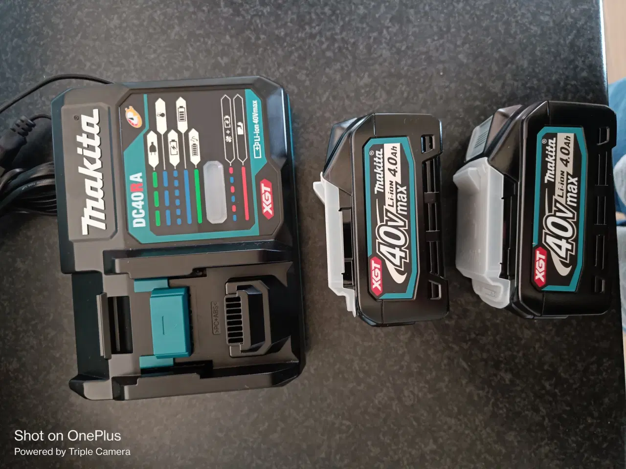 Billede 1 - Makita batteri +oplader 