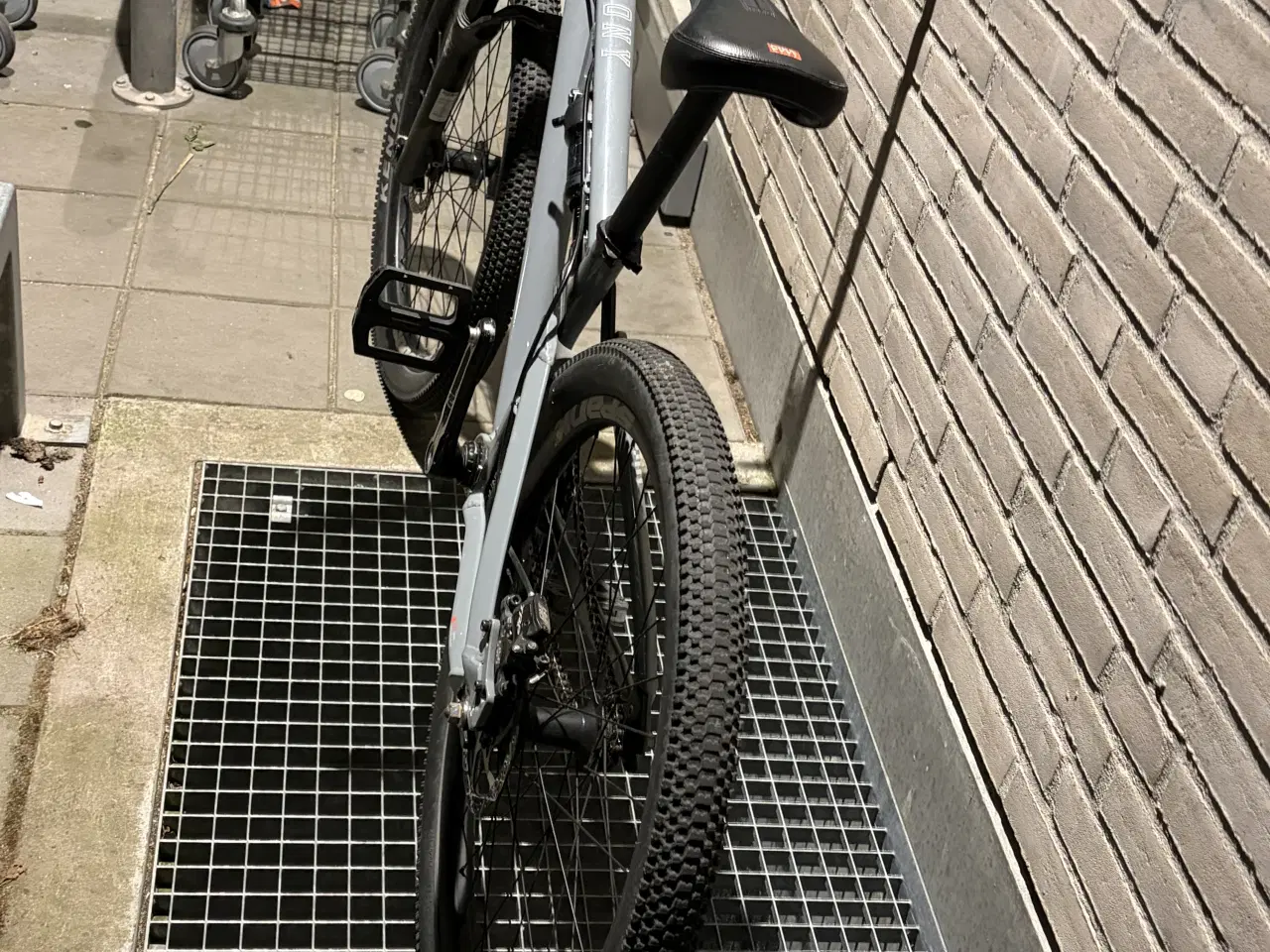 Billede 3 - Byder bare prisen står i Beskrivelse