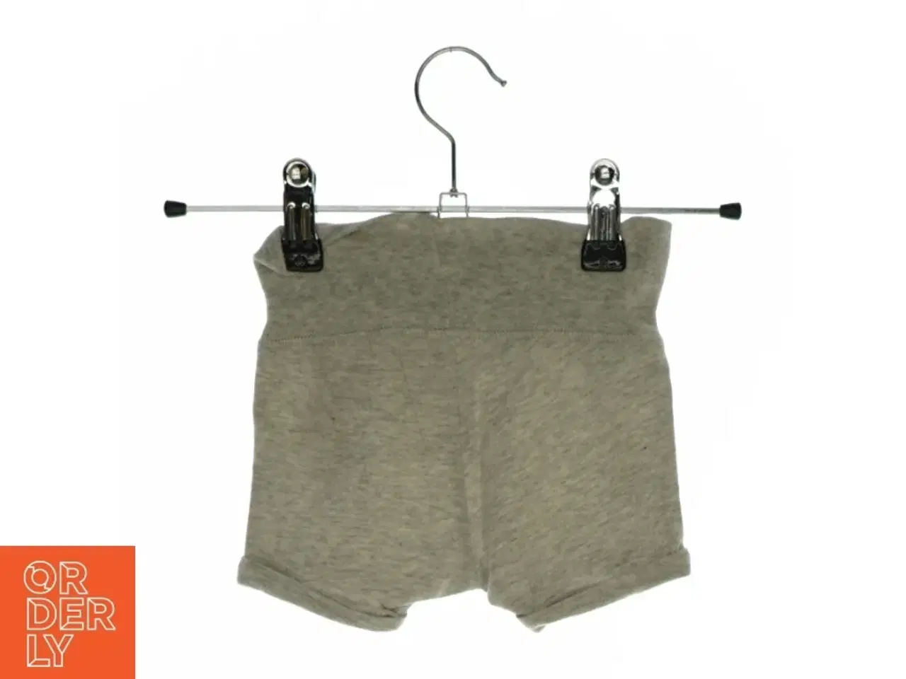 Billede 2 - Shorts med The Lion King print fra H&M