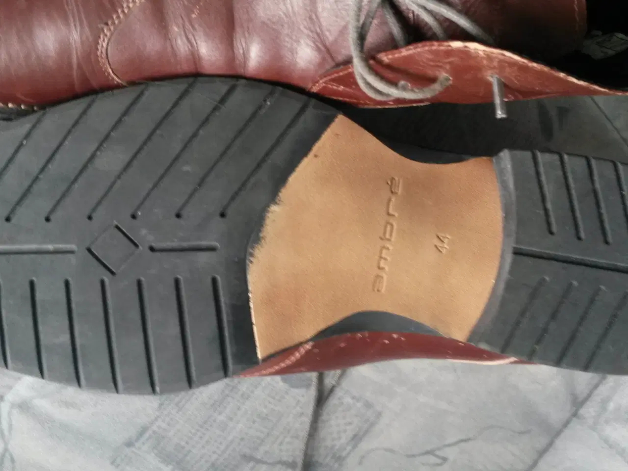 Billede 8 - Herresko mærke ambré, str. 44