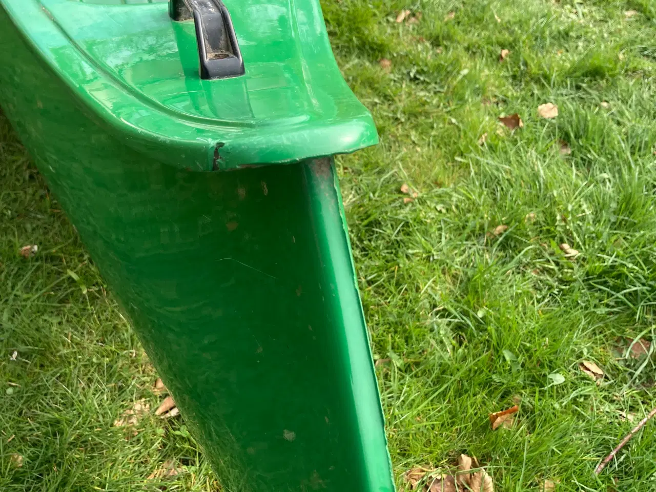 Billede 6 - Brugt velholdt 2-3 pers. kano i plast med 2 padler